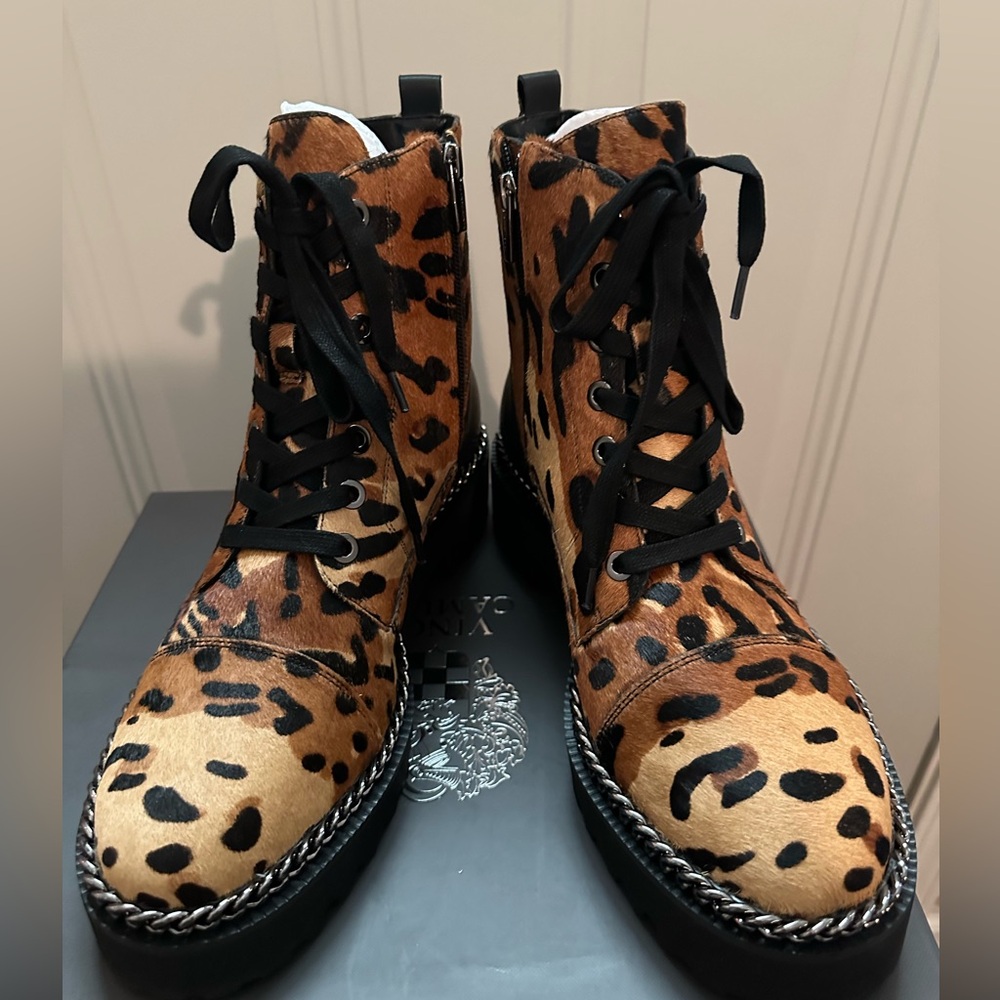 Vince Camuto Mindinta Combat Style Lug Boots